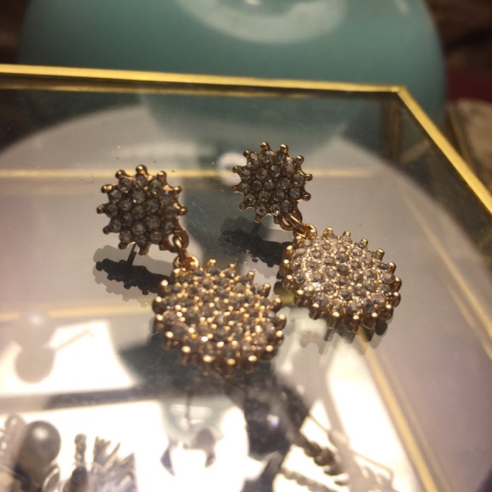 Anthropologie sparkly drop earrings
